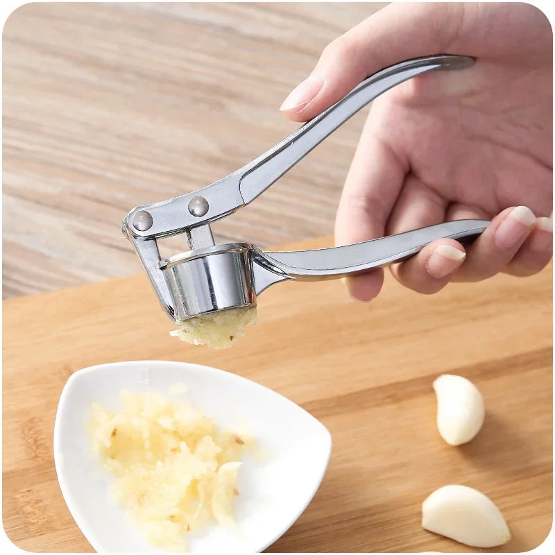 Manual Garlic Press | Garlic & Ginger Crusher Mincer with Comfort Grip Handle